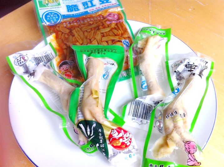 Recipe Shed Special: How to cook (and eat) Chinese chicken feet and cow peas, Lay The Table