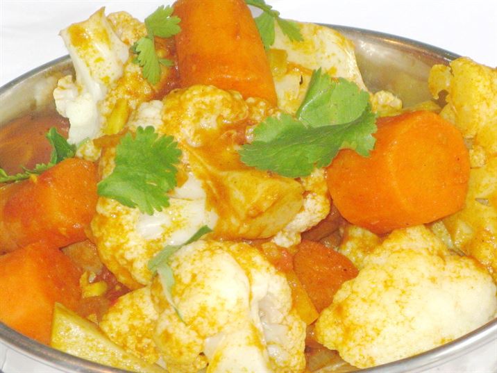 Leftover Turkey Curry (and more ideas for Christmas leftovers), Lay The Table