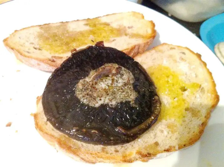 Meat-free Monday..Herby baked mushrooms and sour dough bruschetta, Lay The Table