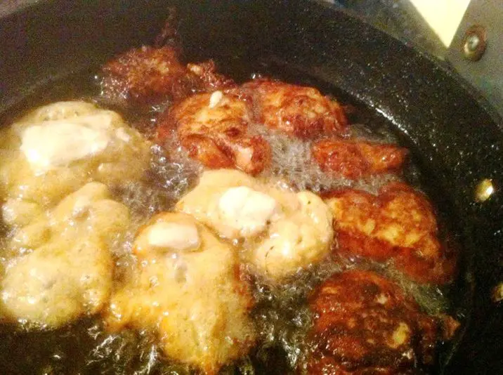 Saturday Night Southern Fried Chicken (sort of!), Lay The Table