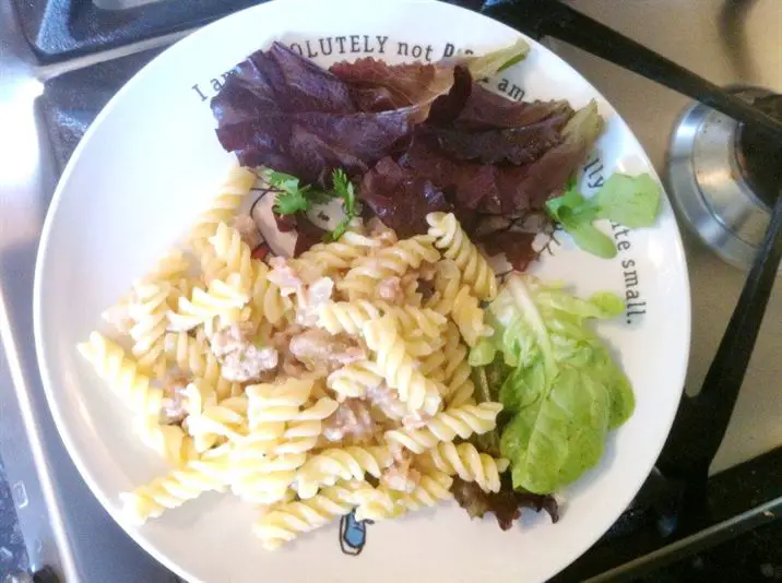 Extremely simple Kids Sausage and Mascarpone Pasta, Lay The Table