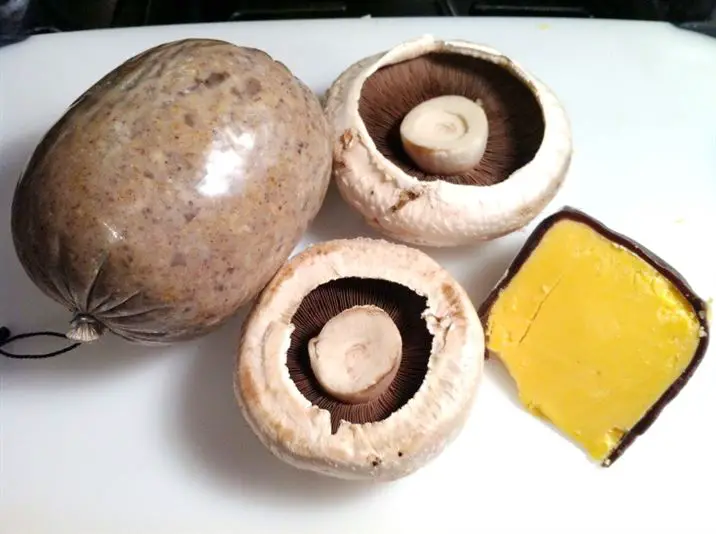 Burns Night Haggis-Stuffed Mushrooms with Whisky Cheddar, Lay The Table