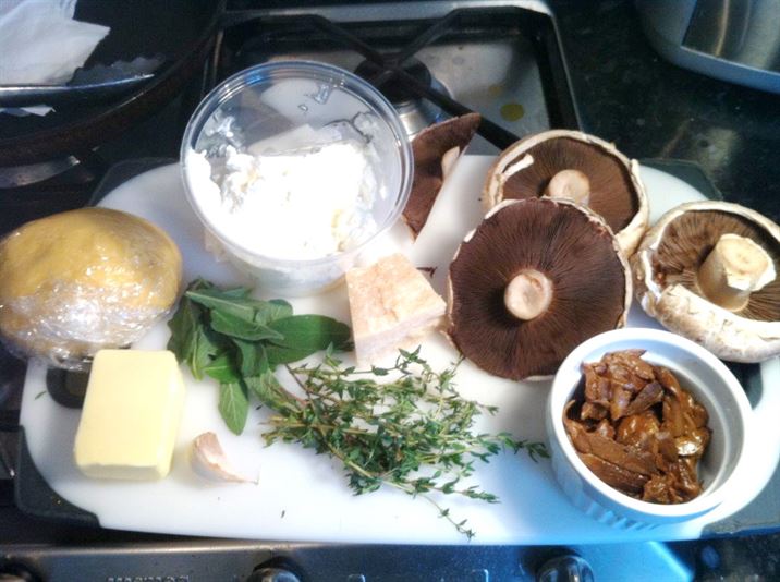 Theo Randalls Tortellini with Portobello Mushrooms, Porcini, Ricotta and Sage, Lay The Table