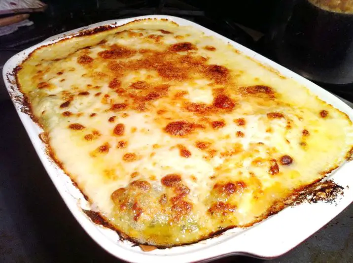 Delia Smiths Spinach and Ricotta Lasagne with Pine Nuts, Lay The Table