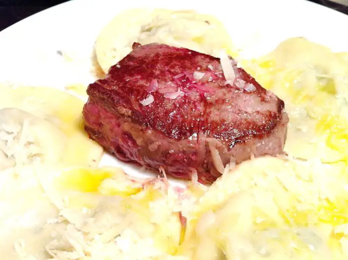 British Beef Week 2013: Beef fillet with Wild Garlic Ravioli and Truffle Oil, Lay The Table