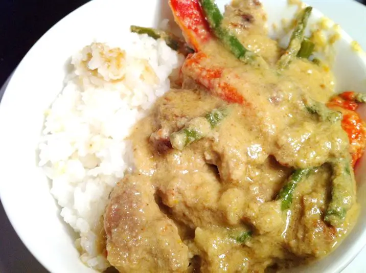 Thai Lamb Yellow Curry, Lay The Table
