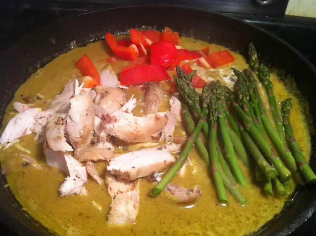 Ready in 10¦Super Simple Thai Green Leftover Chicken Curry, Lay The Table