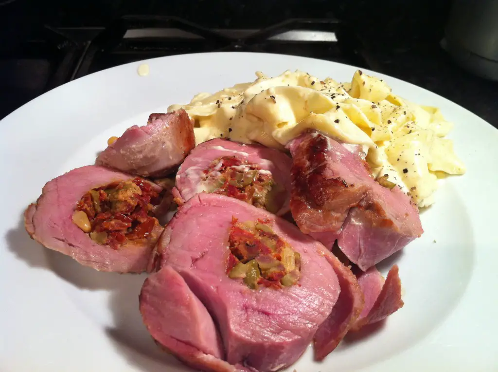 Pork Fillet Stuffed with Olives and Sun-dried Tomatoes, Lay The Table