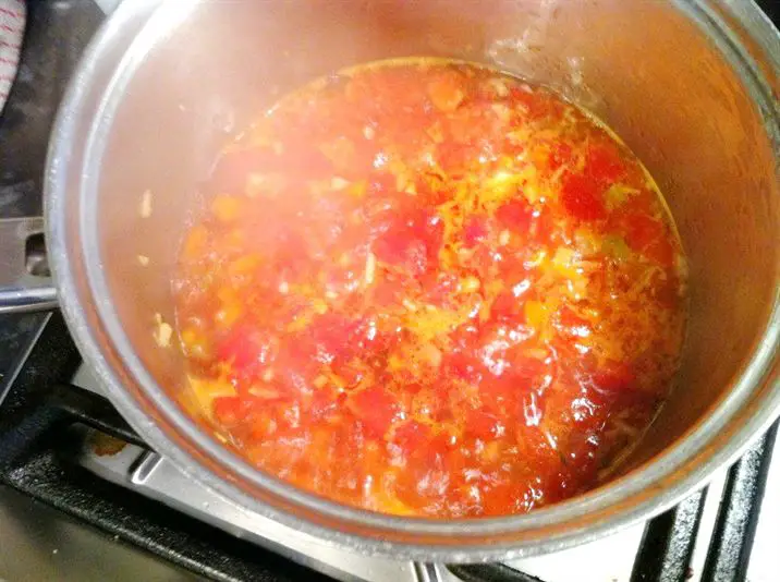 Hello Fresh Italian Polpetti Soup with Conchiglie, Lay The Table