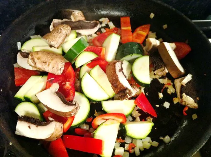 Veggie Pasta Bake with an Applewood Spreadable Smoky Twist, Lay The Table