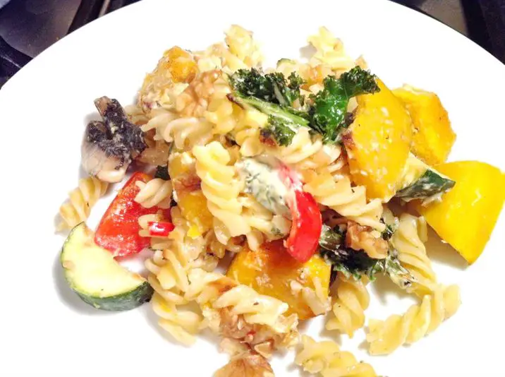 Veggie Pasta Bake with an Applewood Spreadable Smoky Twist, Lay The Table