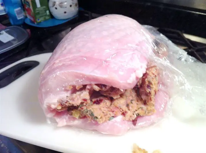 Tom Kerridges Christmas Turkey Roll with Sage &#038; Onion Stuffing (adapted for Turkey Breast), Lay The Table