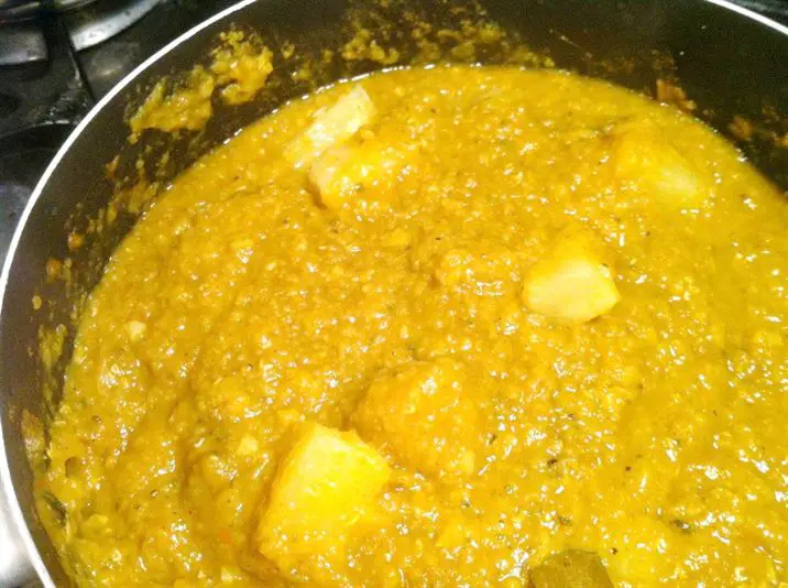 Indian Restaurant-Style Chicken Dhansak with Pineapple, Lay The Table