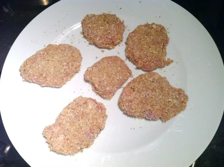 Parmesan-crusted Lamb Medallions with Feta Salad, Lay The Table