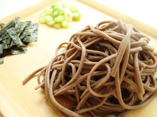 How To Make Japanese Zaru Soba, Lay The Table