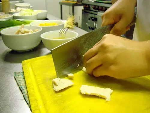 Sweet Mandarin Chinese Cookery Class, Lay The Table