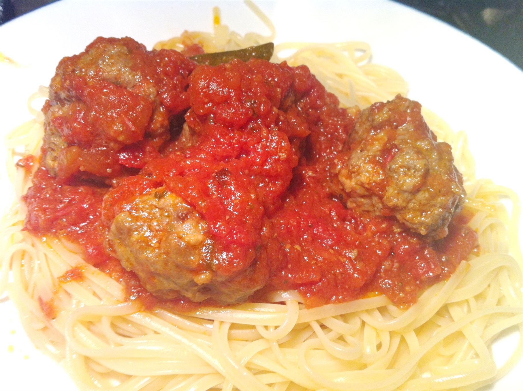 Cheesy Meatballs with Spicy Tomato Sauce and Linguine, Lay The Table