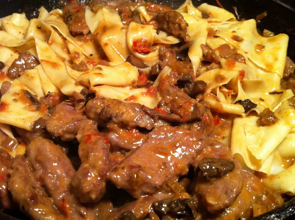 Hare Fillet Pappardelle with Slow Cooked Mushroom Sauce, Lay The Table