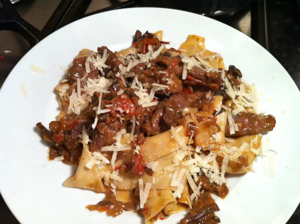 Hare Fillet Pappardelle with Slow Cooked Mushroom Sauce, Lay The Table