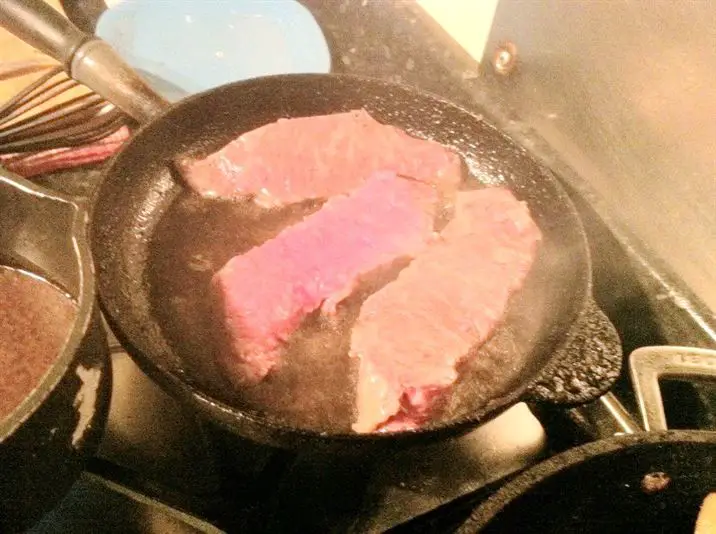 Stove-top sirloin with pan-roasted potatoes and Tuscan kale, Lay The Table