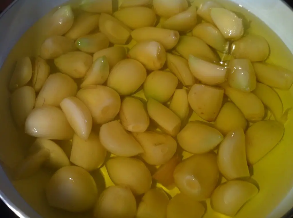 A Glut of Garlic? Make Garlic Confit, Lay The Table