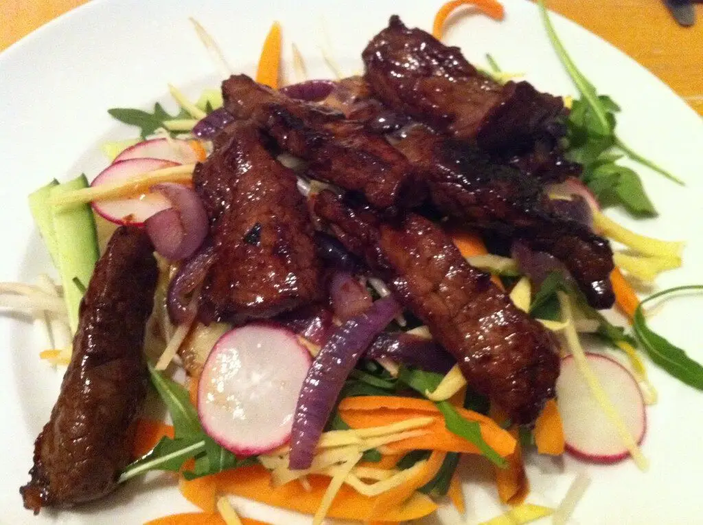 Japanese seared steak salad with ginger and fresh coriander, Lay The Table