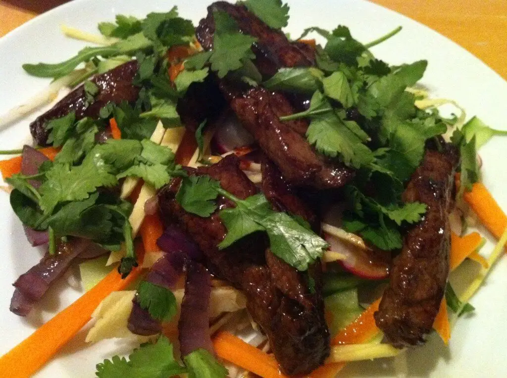 Japanese seared steak salad with ginger and fresh coriander, Lay The Table