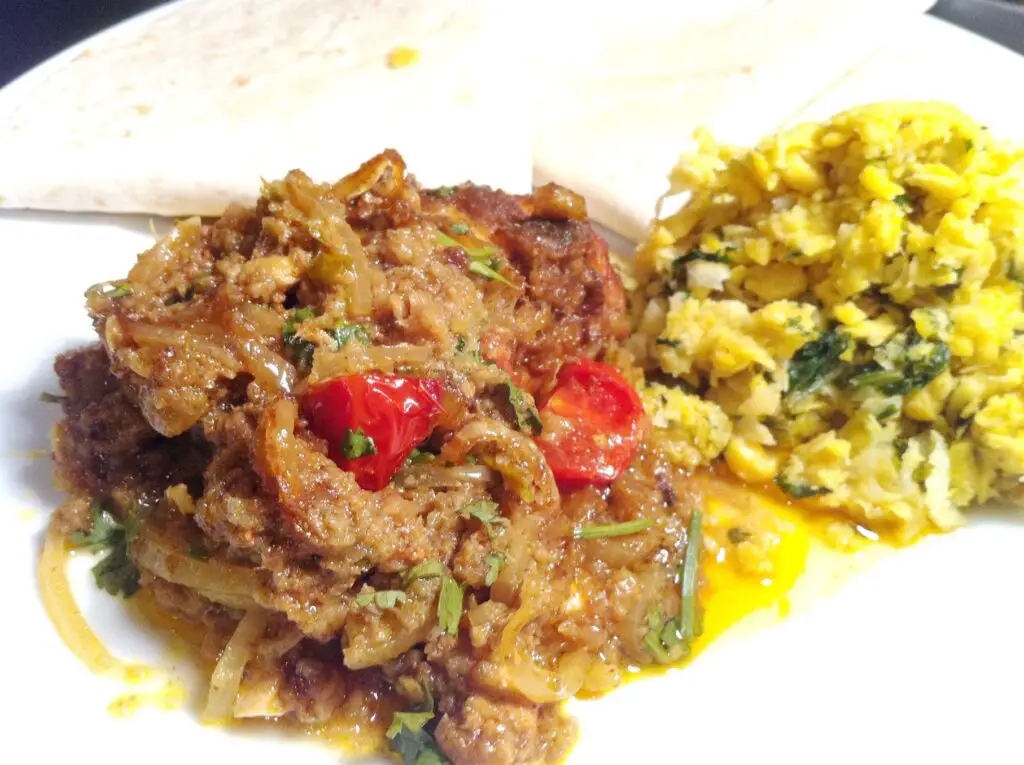 slow-cooked-chicken-do-piaza-4-2176570