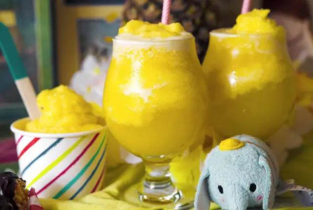 Lay The Table&#039;s Disneyland Week: Champagne Dole Whip Floats, Lay The Table