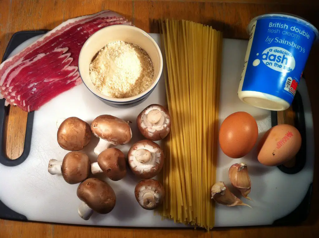 Mary Berry&#8217;s Perfect Spaghetti Carbonara, Lay The Table