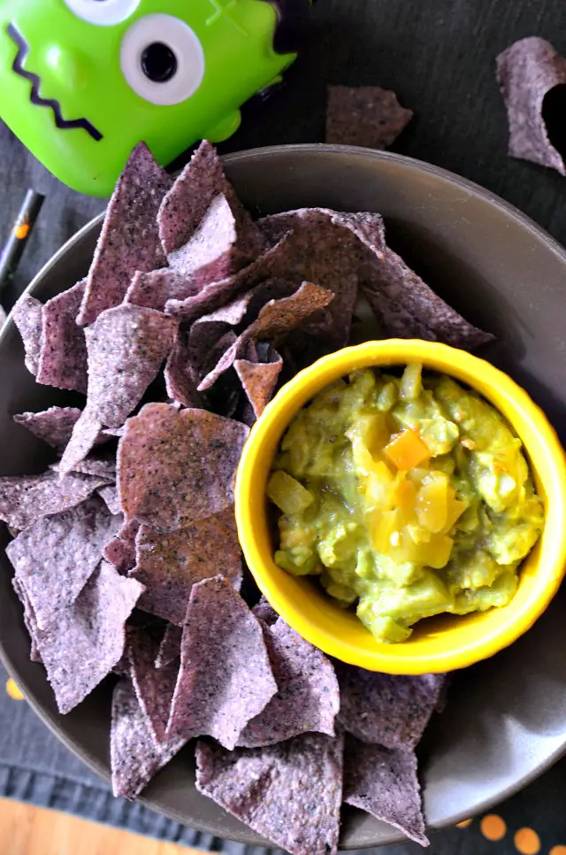 Frankenstein&#039;s GuacaMonster &#124; Boris Karloff&#039;s Guacamole, Lay The Table