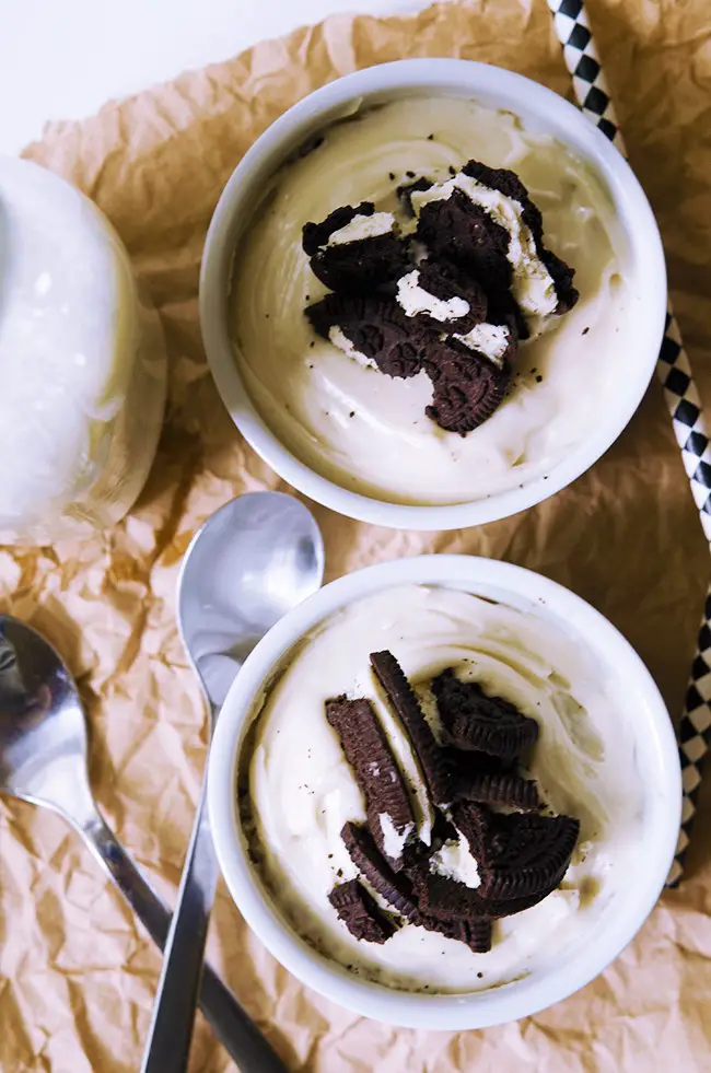 90 Second Vegan Cookies and Cream Mug Cake, Lay The Table