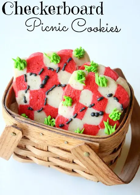 Checkerboard Tablecloth Sugar Cookies for Summer Picnic Party, Lay The Table