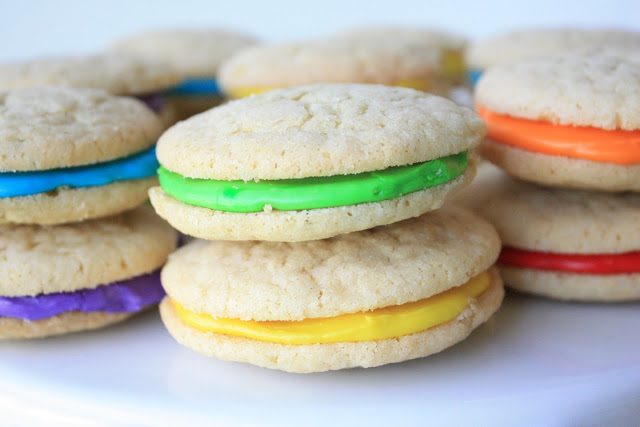 Double Vanilla Delights~Rainbow Cookies, Lay The Table