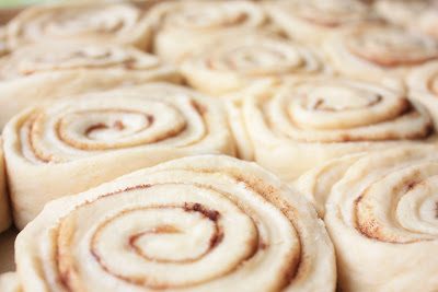 Cinnamon Rolls, Lay The Table