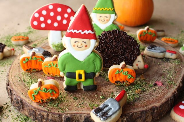 Gnome Pumpkin Patch Cookies, Lay The Table