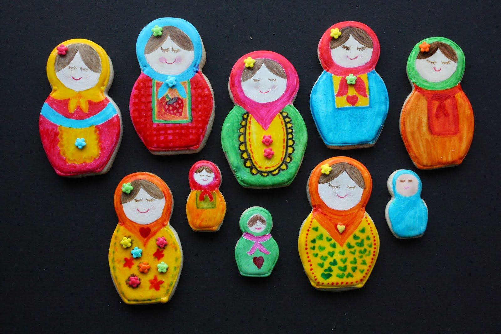 3D Babushka {Nesting Doll} Cookies, Lay The Table