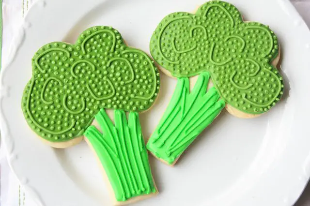 Eat More Veggies in Broccoli {cookies}, Lay The Table