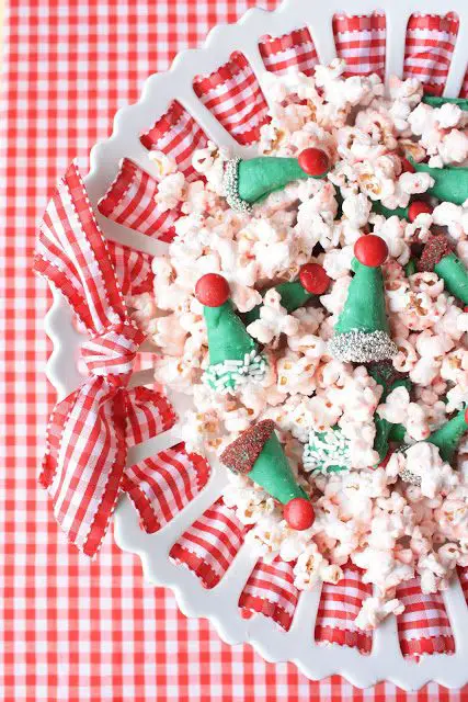 Elf Hat Peppermint Popcorn, Lay The Table