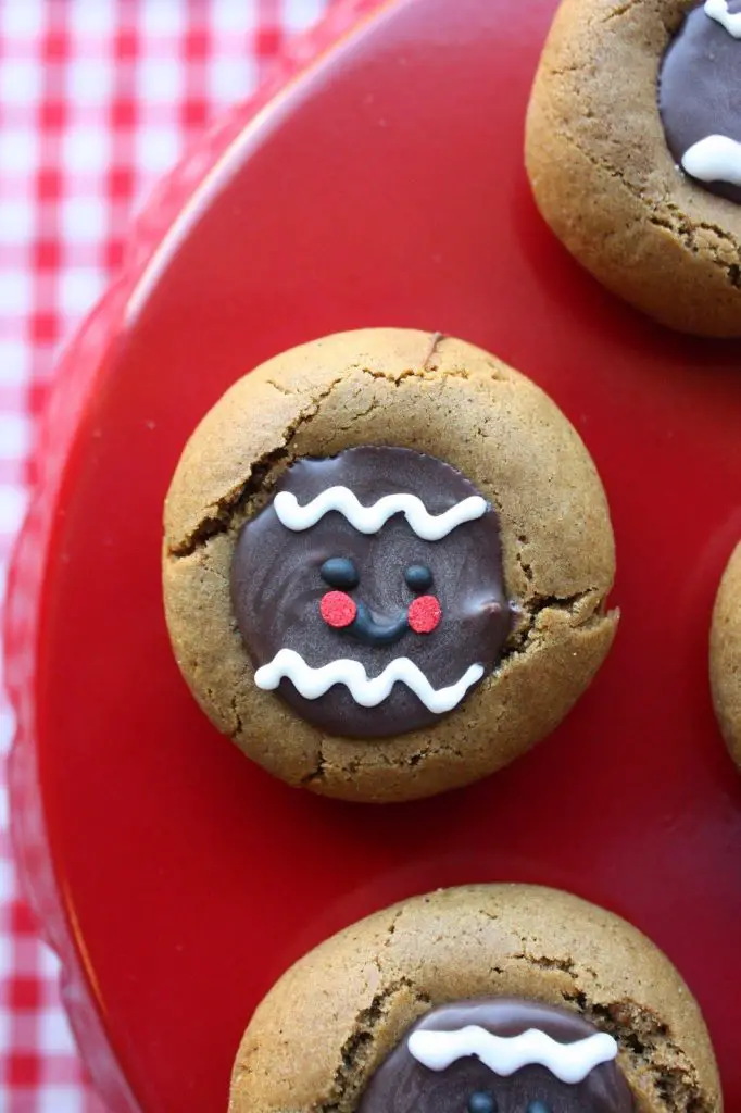 Gingerbread Men Chocolate Thumbprint Cookies, Lay The Table